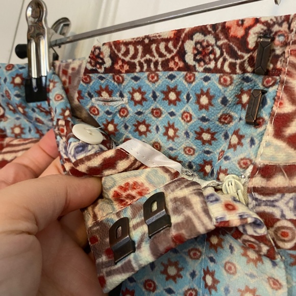 SOLD ON INSTA - Picture 8 of 9